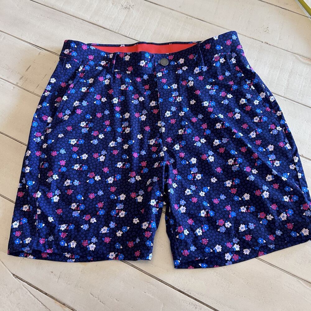 redvanly shorts